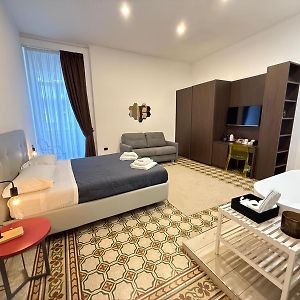 La Piazza Suite